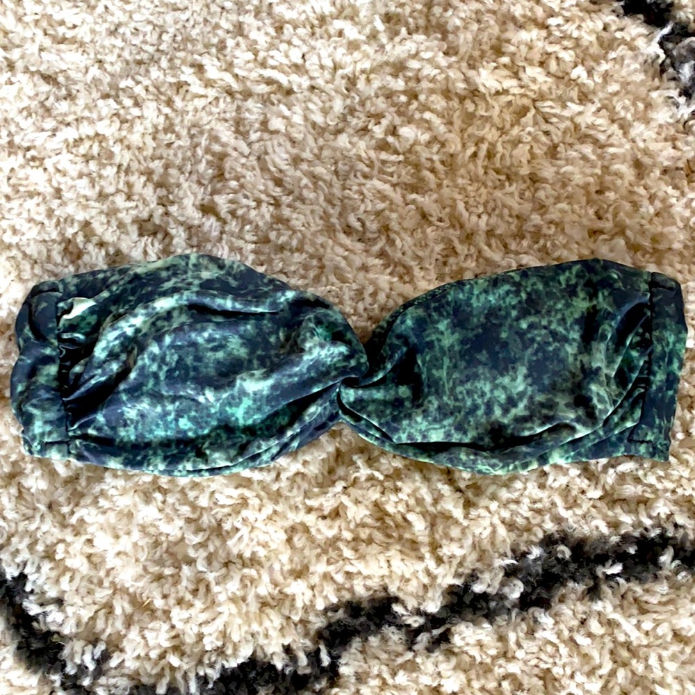 Victoria’s Secret Bikini Top